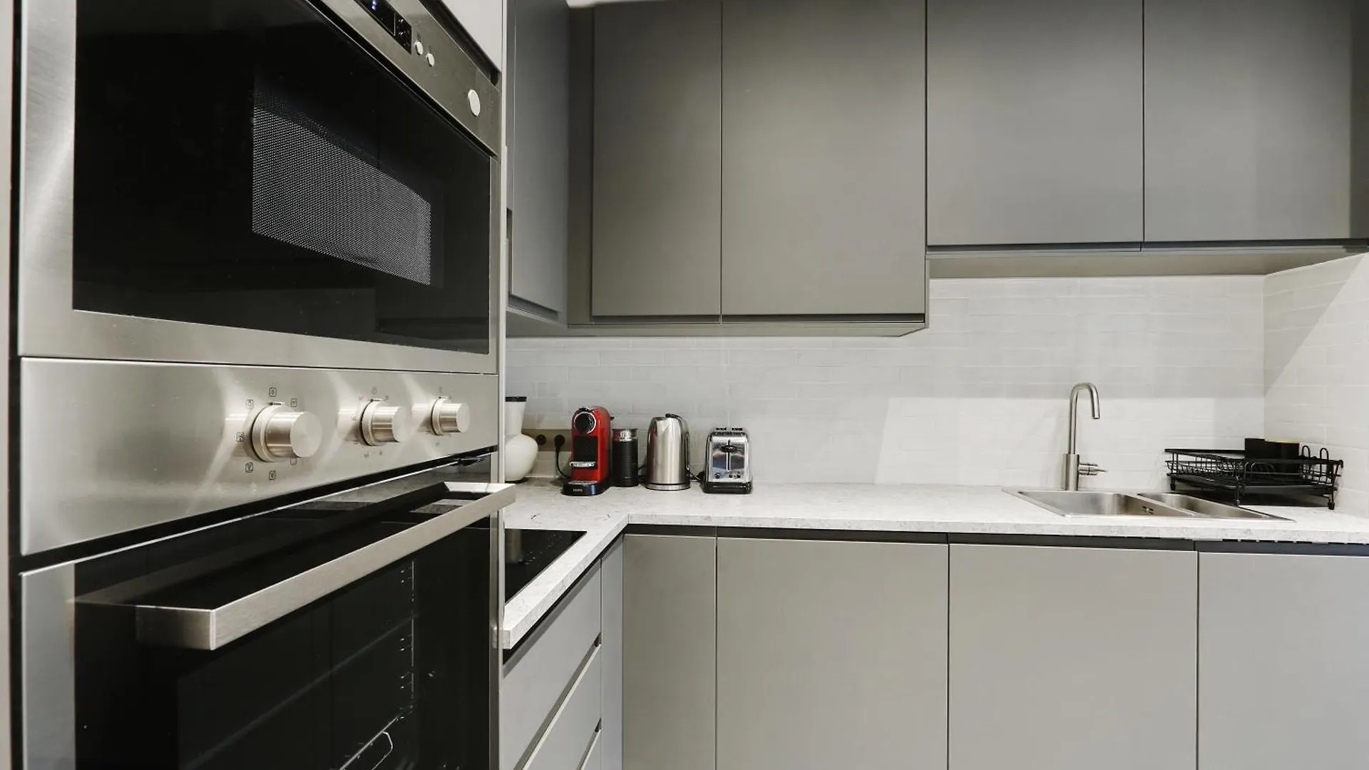 Pick A Flat'S Apartment Place Victor Hugo - Rue Des Belles Feuilles Paris